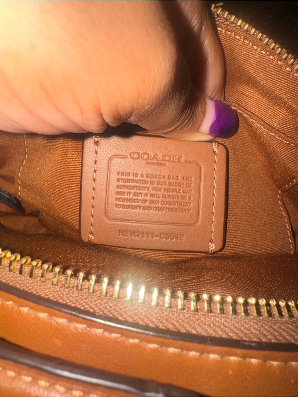Coach C5642 Serena Satchel in Signature Canvas w/stripe. EUC - Picture 4 of 10